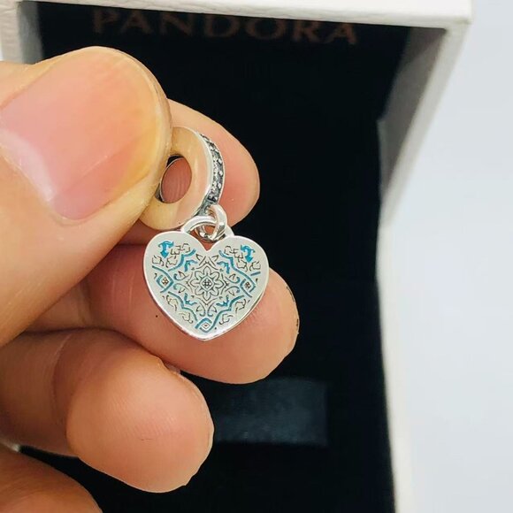 ✨🔥Pandora Traditional Portuguese Tile Engravable Dangle Charm - Picture 1 of 4